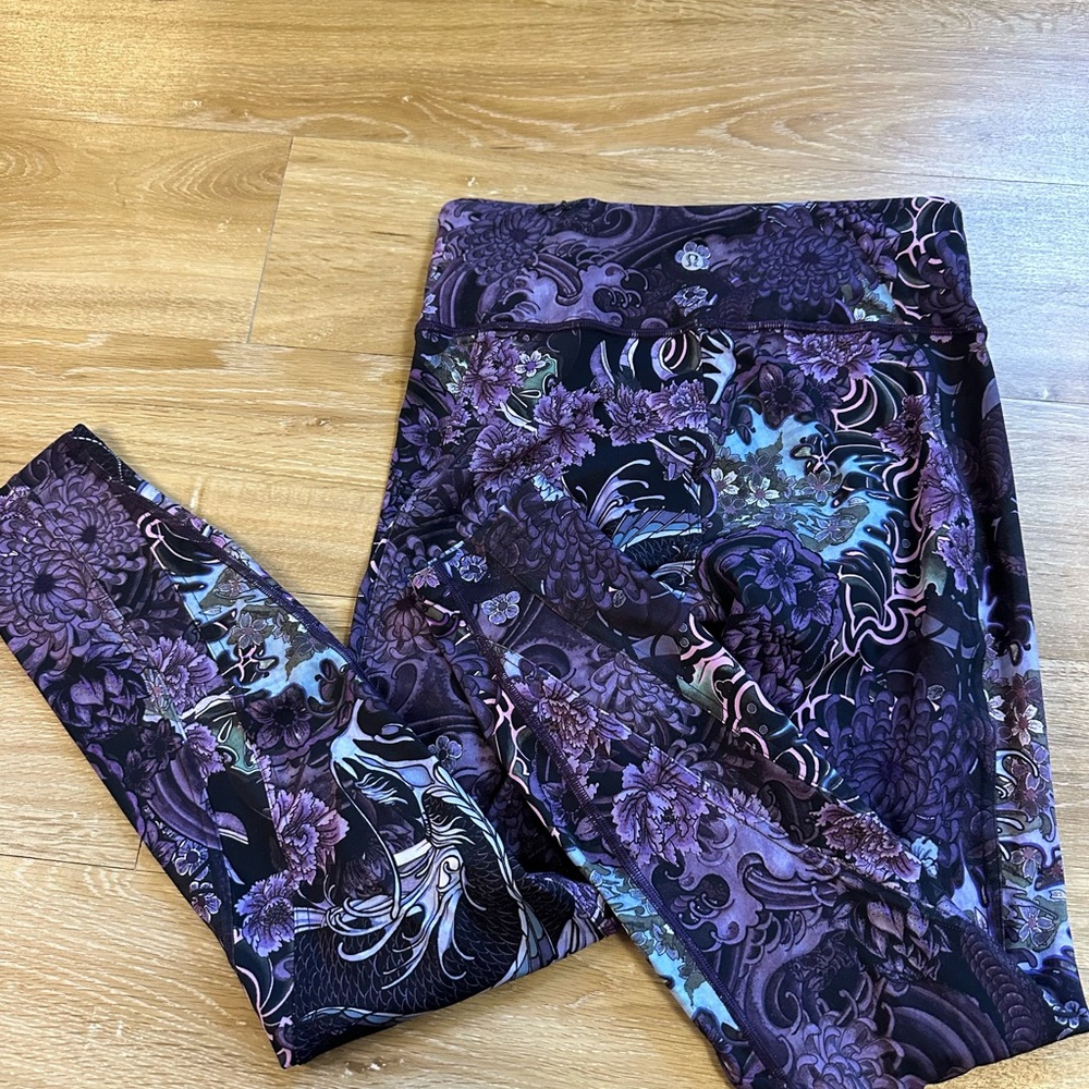 Lululemon Pants Women's 6 Chasing Miles Memoir Multi Tight Gym Yoga 25” Inseam